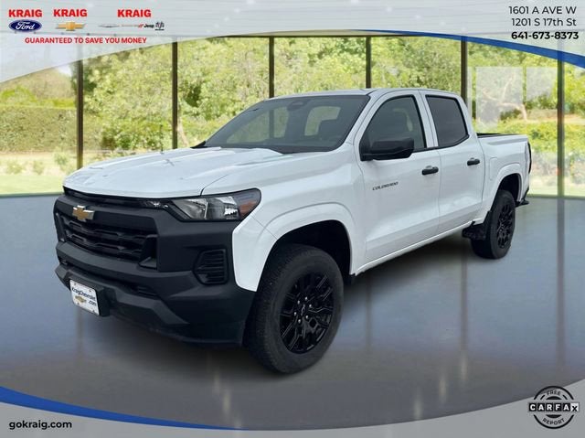 2025 Chevrolet Colorado WT/LT in Summit White — front three-quarter view
