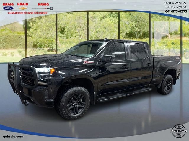 2022 Chevrolet Silverado 1500 LTD LT Trail Boss in Black — front three-quarter view